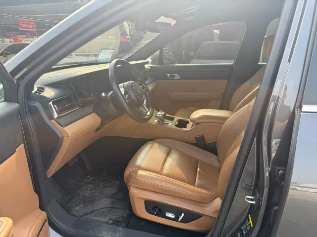 Li Auto Li ONE 2021 Extended Range 6-Seater — Фото автомобиля 4