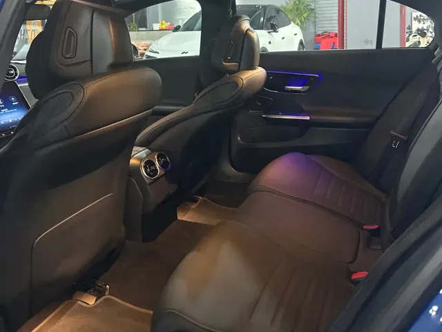 Mercedes-Benz C-Class — Фото автомобиля 14