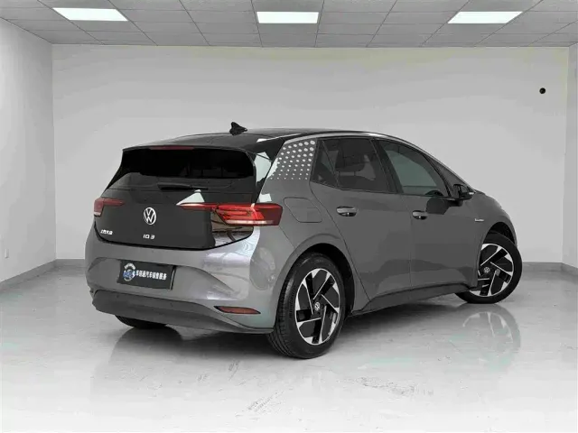Volkswagen ID.3 — Фото автомобиля 17