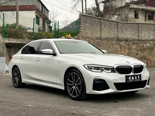 BMW 3 Series — Фото автомобиля 3