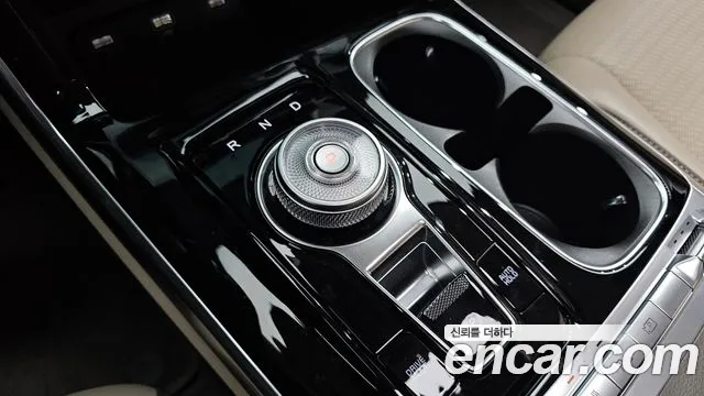 Kia Canival Carnival 4 поколение Бензин 7 мест Signature — Фото автомобиля 5