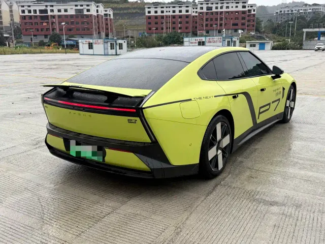 Xpeng P7 — Фото автомобиля 8