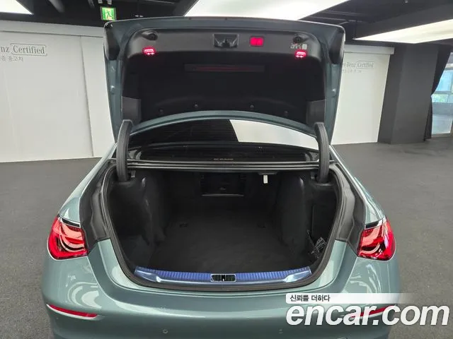 Mercedes-Benz S-Class W223 — Фото автомобиля 17