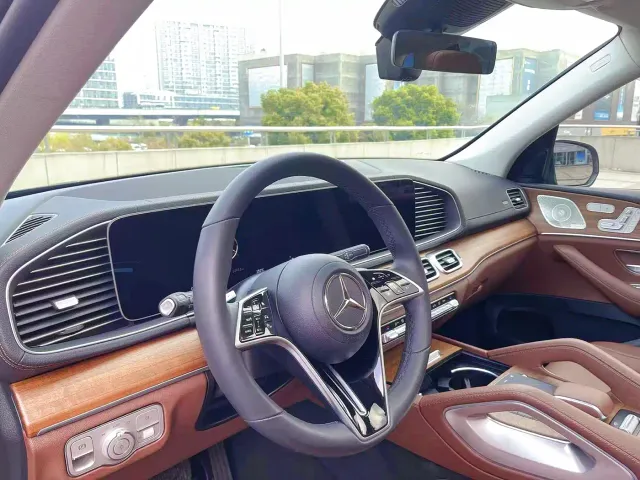 Mercedes-Benz GLE-Class — Фото автомобиля 9