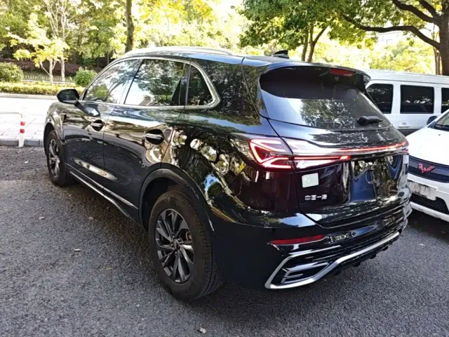 Hongqi HS5 — Фото автомобиля 4