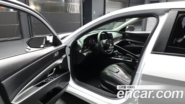 Hyundai Avante — Фото автомобиля 15