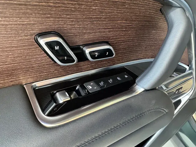 Land Rover Range Rover — Фото автомобиля 24