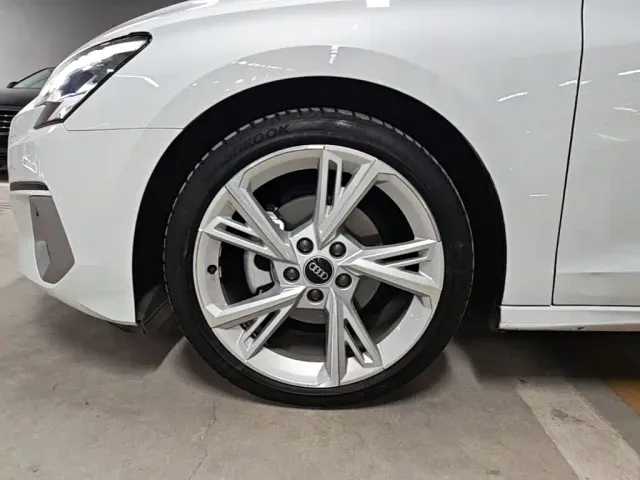 Audi Audi A3 2022 Sportback 35 TFSI Style Elegance — Фото автомобиля 22