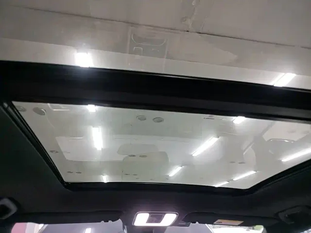 Li Auto ONE — Фото автомобиля 17