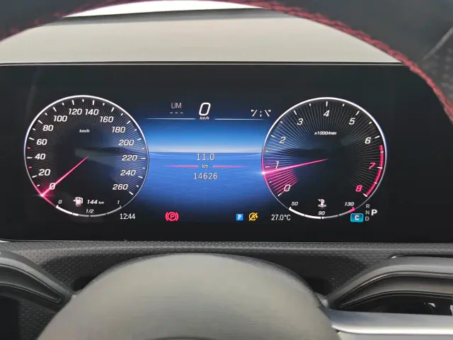 Mercedes-Benz A-Class — Фото автомобиля 25