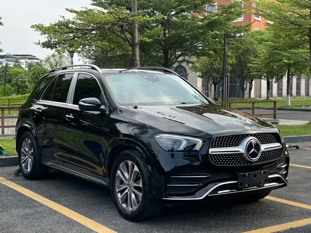 Mercedes-Benz GLE-Class — Фото автомобиля 3