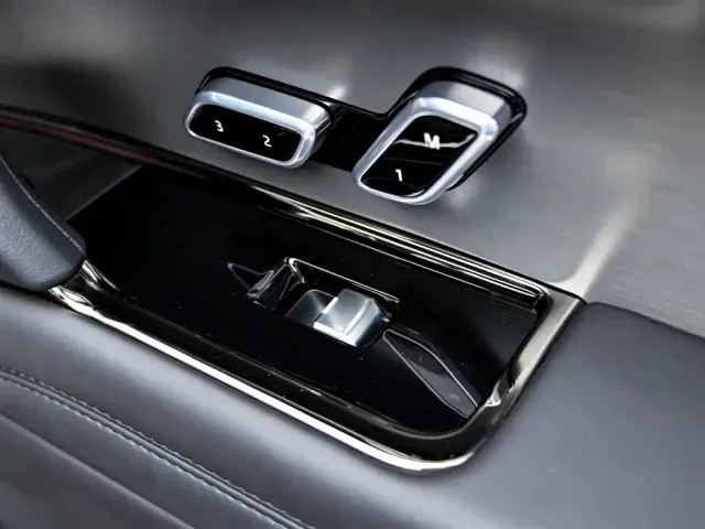 Land Rover Range Rover Sport — Фото автомобиля 30