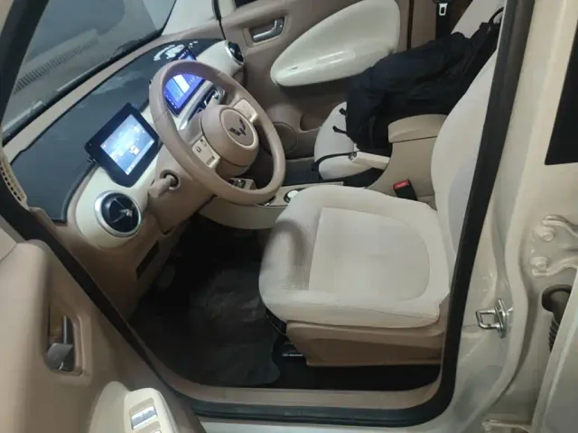 Wuling Hongguang Mini EV — Фото автомобиля 14