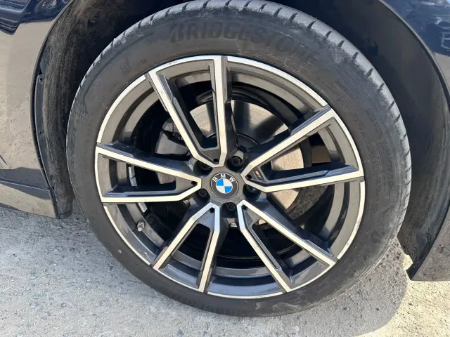 BMW 3 Series — Фото автомобиля 25