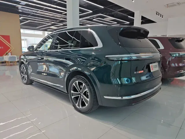 Aito M7 — Фото автомобиля 3
