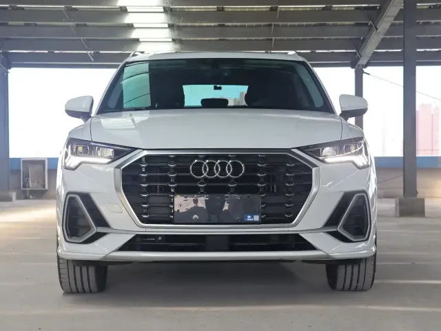 Audi Q3 — Фото автомобиля 2