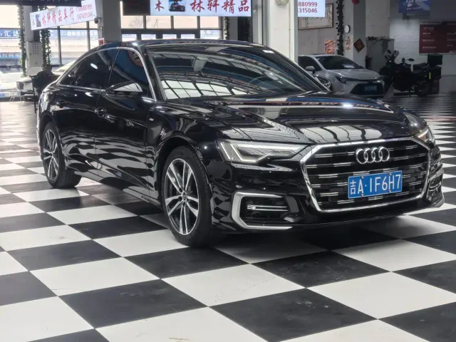 Audi A6L — Фото автомобиля 3