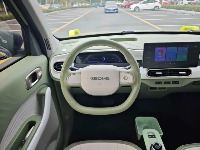 Geely Panda — Фото автомобиля 12