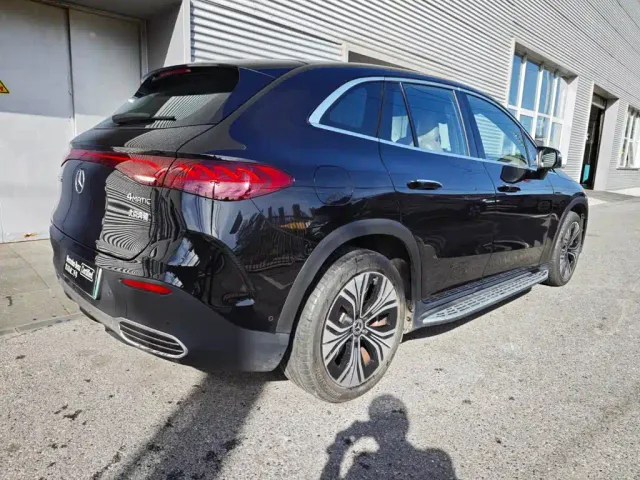 Mercedes-Benz EQE SUV — Фото автомобиля 3