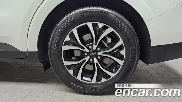 Kia Canival Carnival 4 поколение Дизель 9 мест Prestige — Фото автомобиля 21