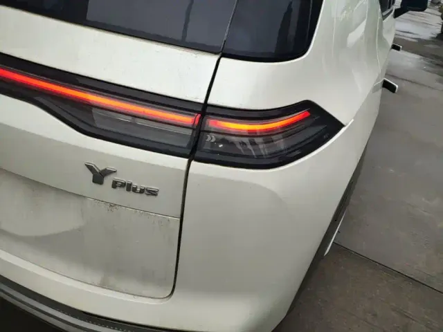 GAC Aion Y — Фото автомобиля 7