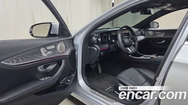 Mercedes-Benz E-Class W213 — Фото автомобиля 15