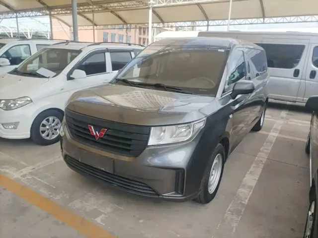 Фотография автомобиля — Wuling Zhengcheng