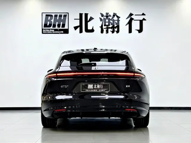 Nio ET5 Touring — Фото автомобиля 5