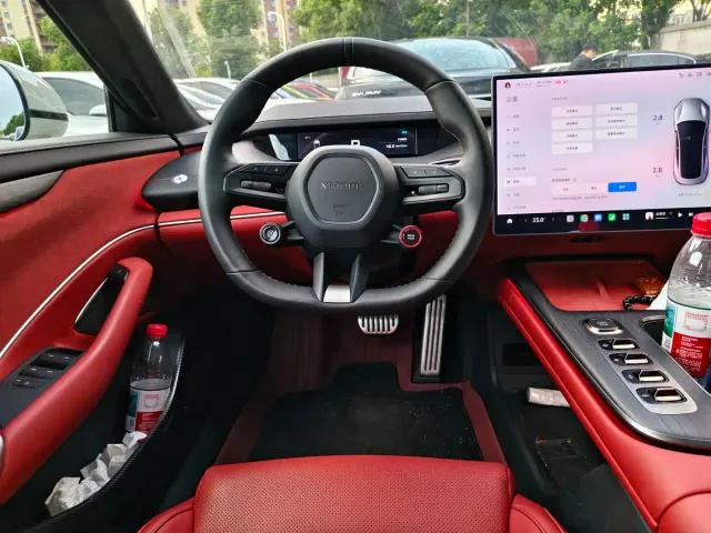 Xiaomi SU7 — Фото автомобиля 8
