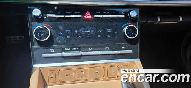 Hyundai Santa Fe MX5 — Фото автомобиля 8