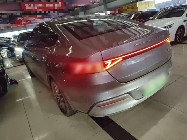 BYD Qin PLUS — Фото автомобиля 4