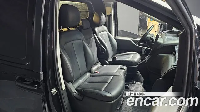 Hyundai Staria — Фото автомобиля 18