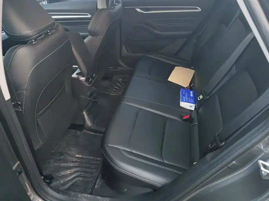 Geely Emgrand 2025 4th Gen 1.5L CVT Premium — Фото автомобиля 11
