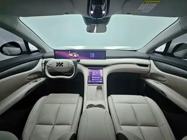 IM Motors LS6 — Фото автомобиля 7