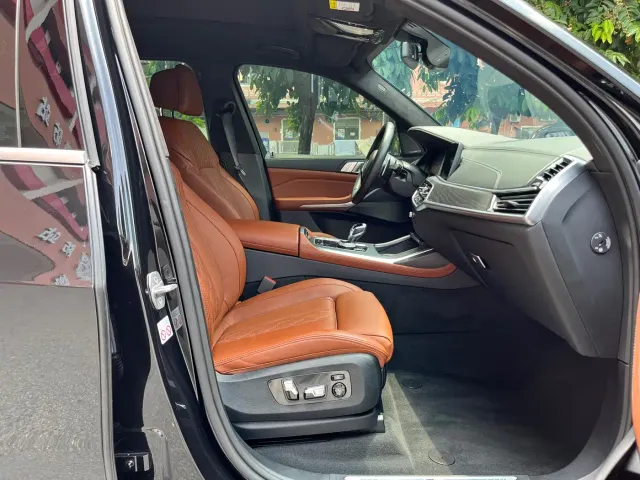BMW X7 — Фото автомобиля 16