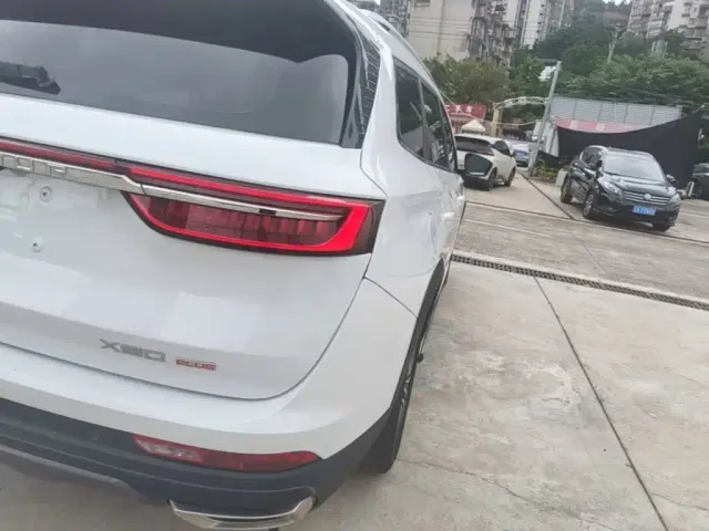 Jetour X90 Plus — Фото автомобиля 7