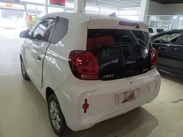 Roewe Clever — Фото автомобиля 4