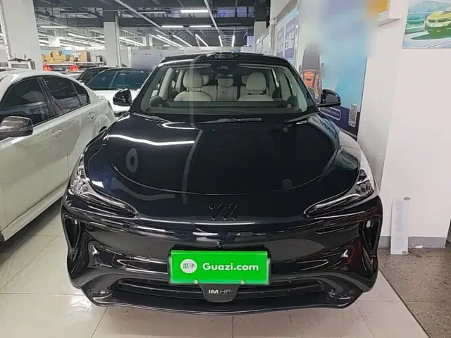 IM Motors LS6 — Фото автомобиля 2