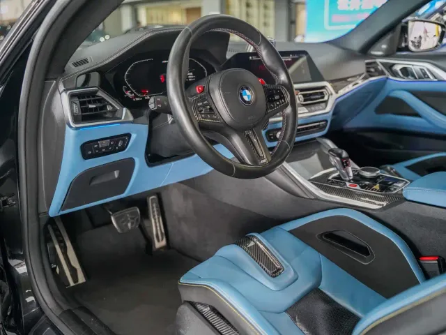 BMW M4 — Фото автомобиля 2