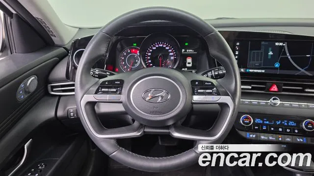Hyundai Avante CN7 — Фото автомобиля 12