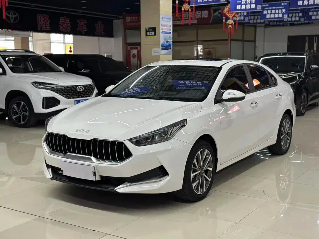 Фотография автомобиля — Kia K3