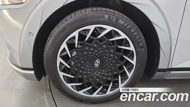 Hyundai Ioniq5 — Фото автомобиля 5