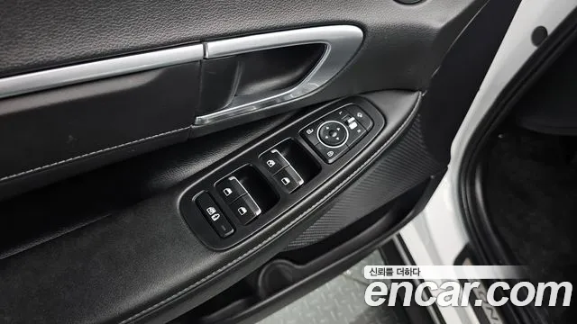 Hyundai Sonata Sonata (DN8) 2.0 LPG(Для проката) — Фото автомобиля 19