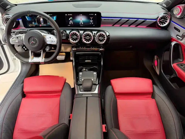 Mercedes-Benz A-Class AMG — Фото автомобиля 11