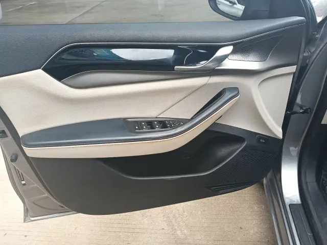 BYD Qin PLUS — Фото автомобиля 11