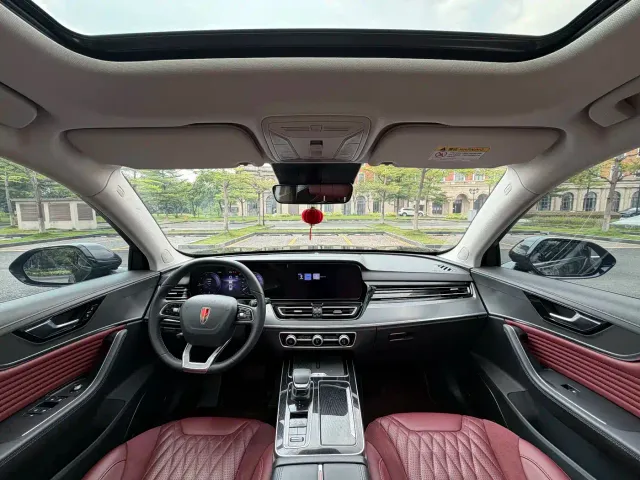 Hongqi HS5 — Фото автомобиля 14