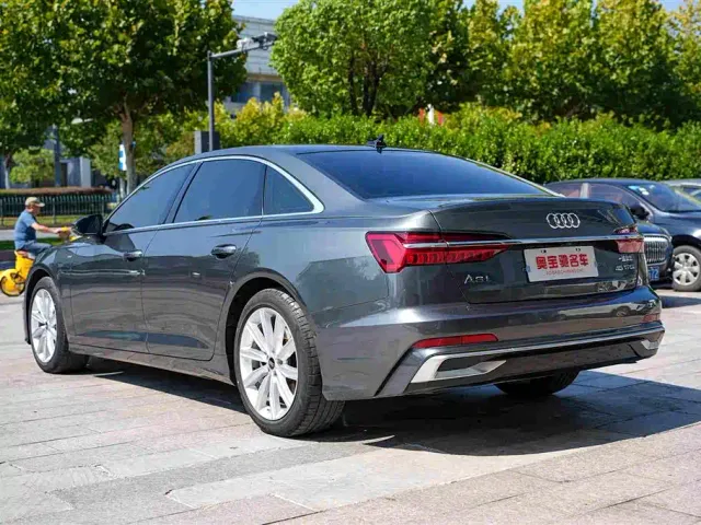 Audi A6L — Фото автомобиля 18