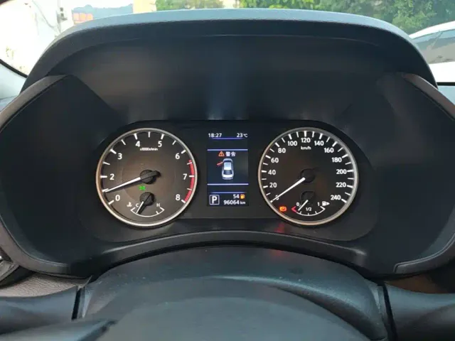 Nissan Sylphy — Фото автомобиля 11