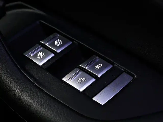 Audi A6L — Фото автомобиля 13