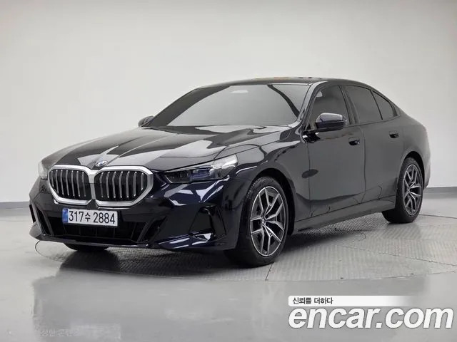 Фотография автомобиля — BMW 5 Series G60